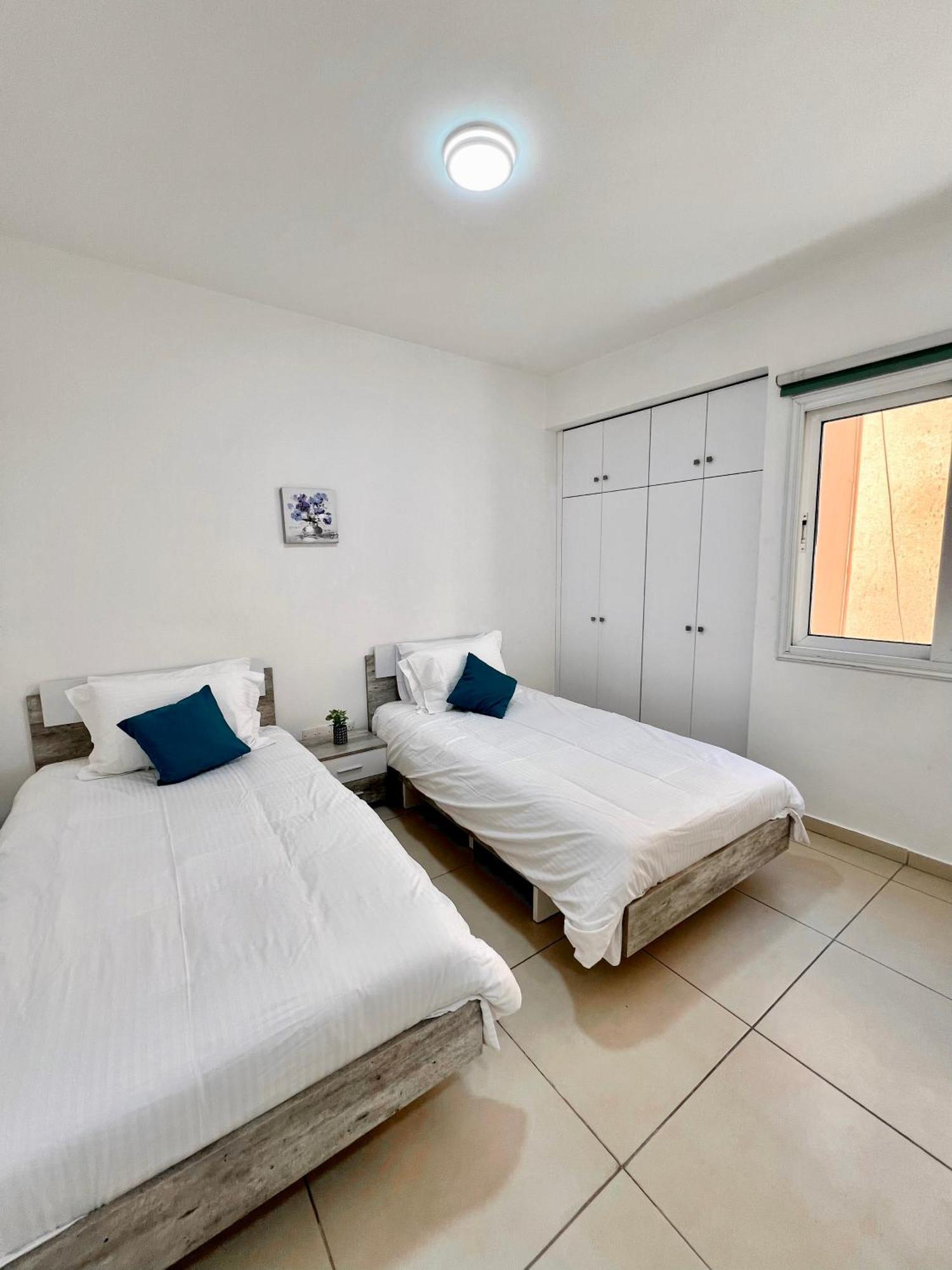Georgiou 202 Apartment Larnaca Exterior foto