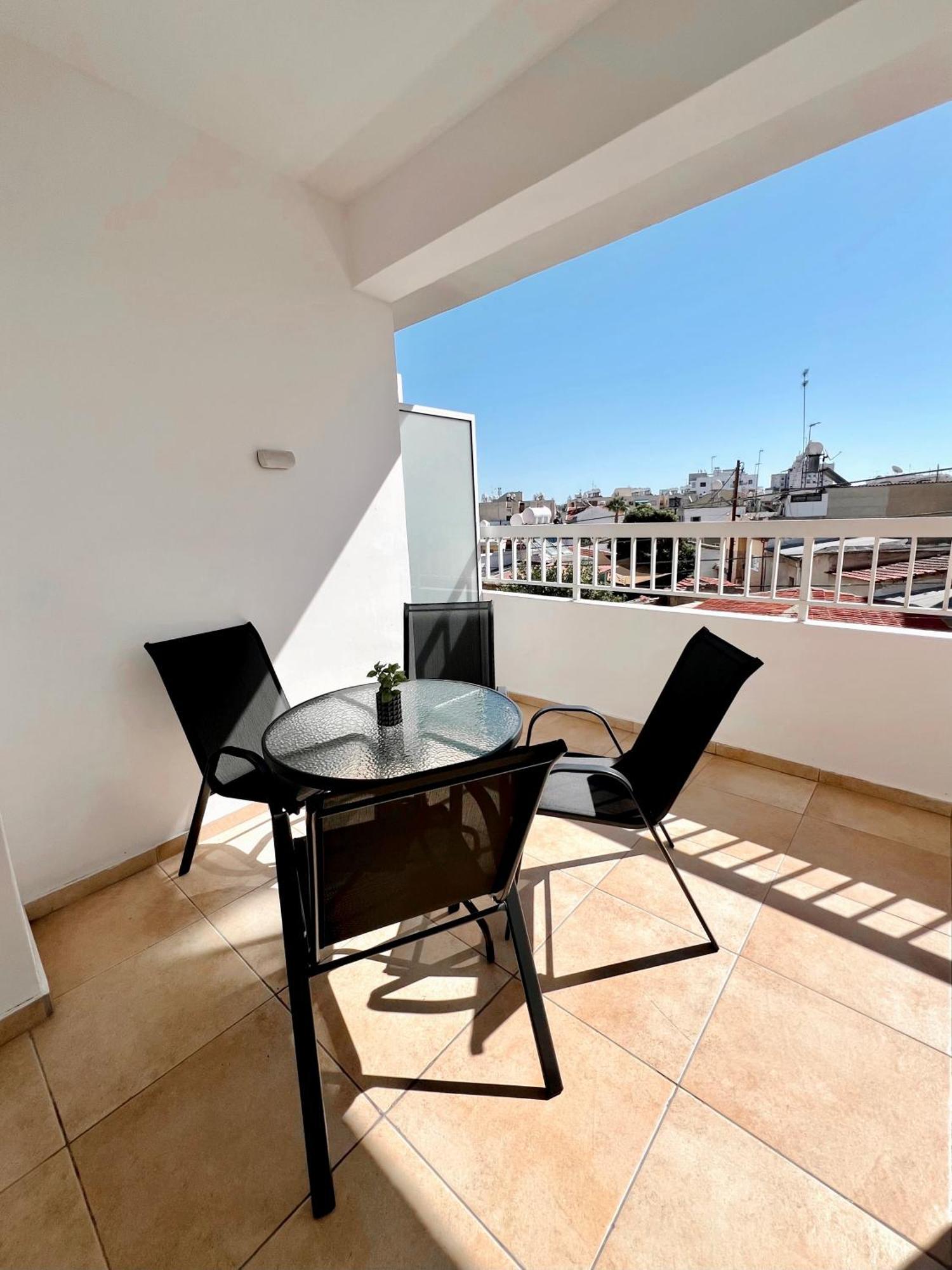 Georgiou 202 Apartment Larnaca Exterior foto